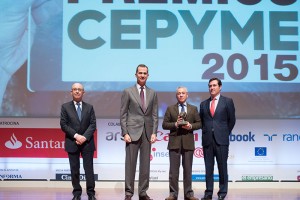 Benito Orihuel, Director General, recibe de manos del Rey el Premio Cepyme 2015
