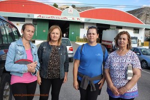 Agricultores granadinos defienden en El Pozuelo y La Rábita sus invernaderos del derribo anunciado por la Dirección General de Costas.