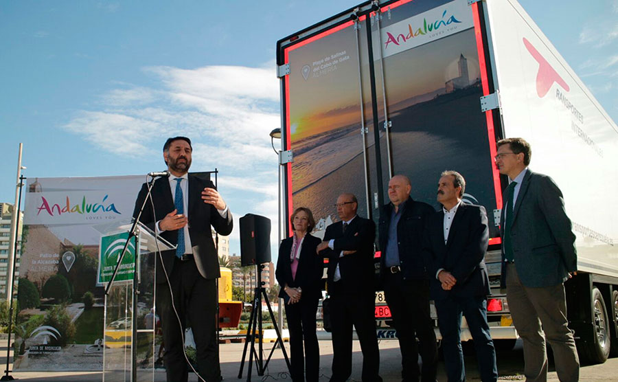 33 camiones de hortalizas promocionarán el turismo andaluz