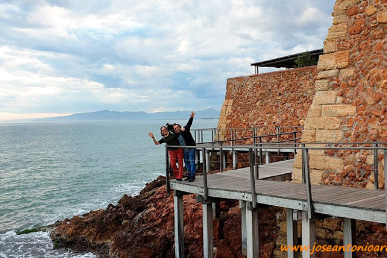 Ana entre nubes y calas en Salou