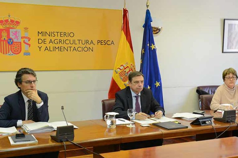 El Ministerio aclara dudas sobre el desplazamiento en vehículos agrícolas