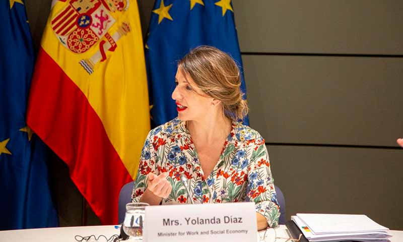 Asociaciones del sector primario exigen la dimisión de Yolanda Díaz