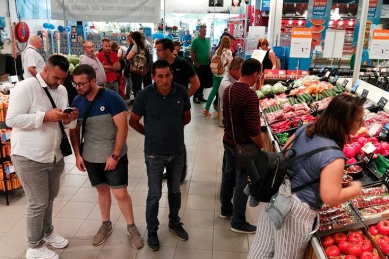 Unica explora el mundo desde Brasil hasta Hong Kong