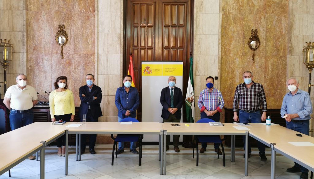 La Mesa del Agua muestra la "extrema situación" que sufre la provincia de Almería-joseantonioarcos.es