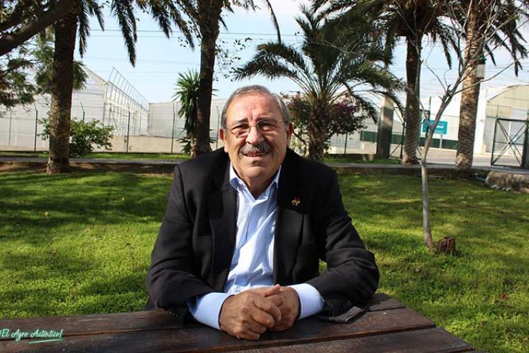 “Necesitamos más apóstoles de nuestros invernaderos solares”