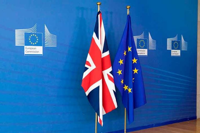 Alivio entre las comercializadoras ante el acuerdo post Brexit 'in extremis'