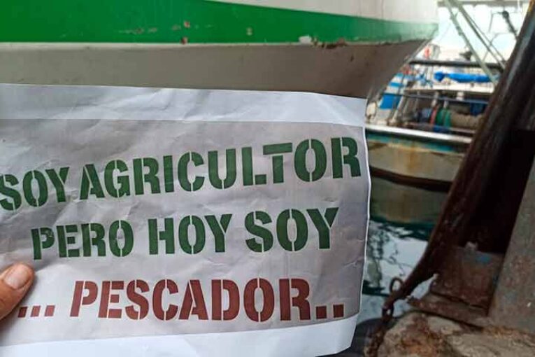 Agricultores en apoyo a los pescadores en Motril