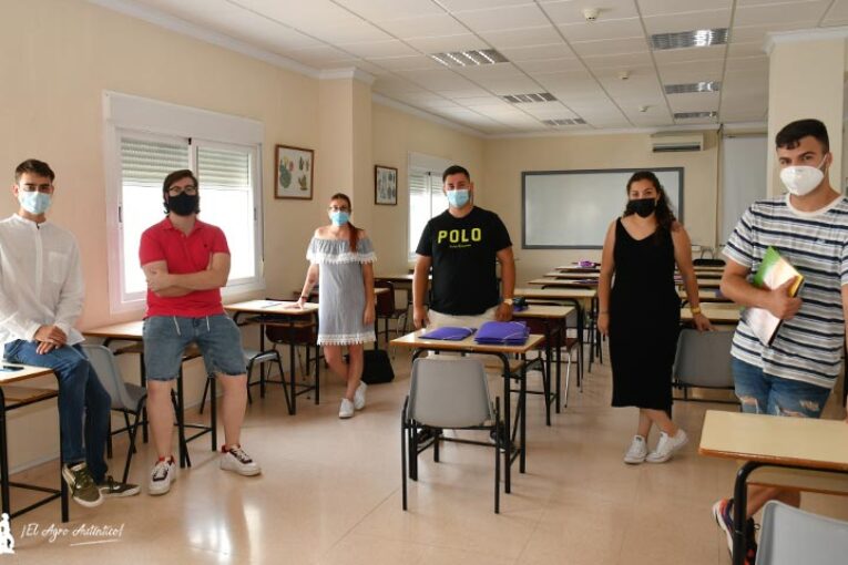 Triturado de pimientos y otros proyectos fin de curso en Campomar