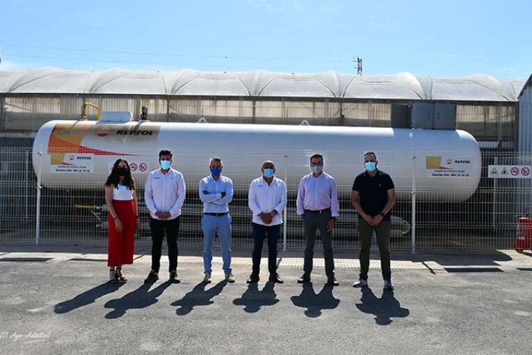 Gas propano para abrigar el semillero