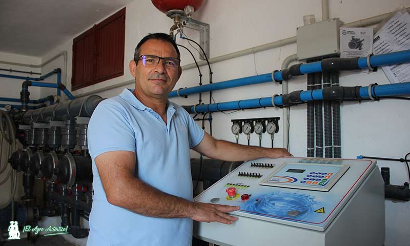 La primera máquina de riego desarrollada en Almería cumple 20 años
