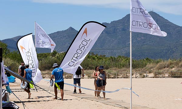 Sup Race Citrosol 2021 en las playas de Gandía. /joseantonioarcos.es