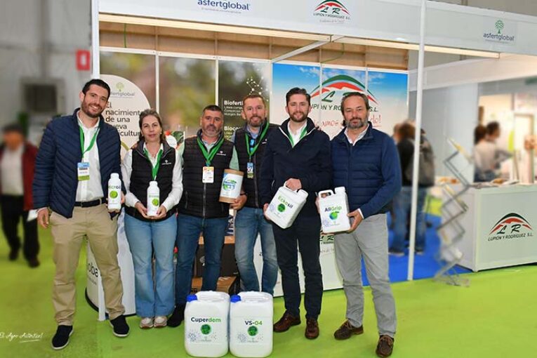 Portugal se hace presente en Níjar con Asfertglobal