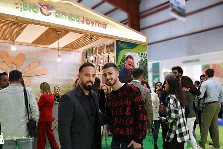 Campojoyma juega en casa en la feria de Campohermoso