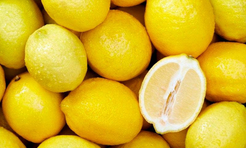 Fuente de vitamina C y otros beneficios del consumo de limón
