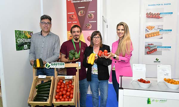 Equipo de Gautier en Expolevante: Manuel Martínez, Miguel Clement, Marie Claire y Nuria Rodríguez. / agroautentico.com