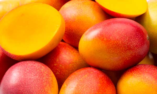 Propiedades de frutas y hortalizas como el ajo negro y mango