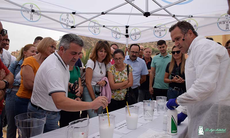 Biological by Bayer se presenta a técnicos y distribuidores en Almería