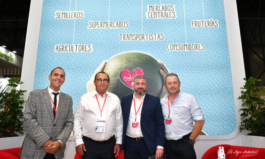 Luis Candil, SAT Agroalmanzora; José Navarro, presidente Sandía Fashion; Joaquín Hidalgo, coordinador del grupo AGF; y José Antonio Torrecillas, jefe de auditores. En Fruit Attraction 2022 Sandía Fashion ha celebrado su XX Aniversario / agroautentico.com