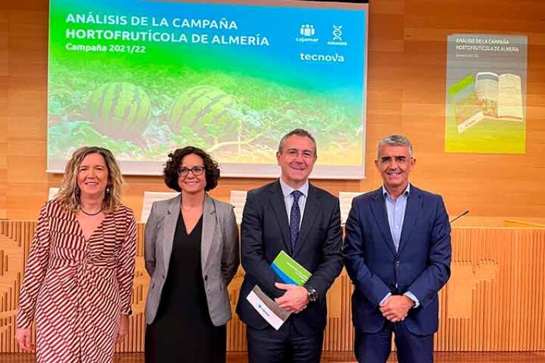 Informe Cajamar detalla todas las cifras de la agricultura almeriense