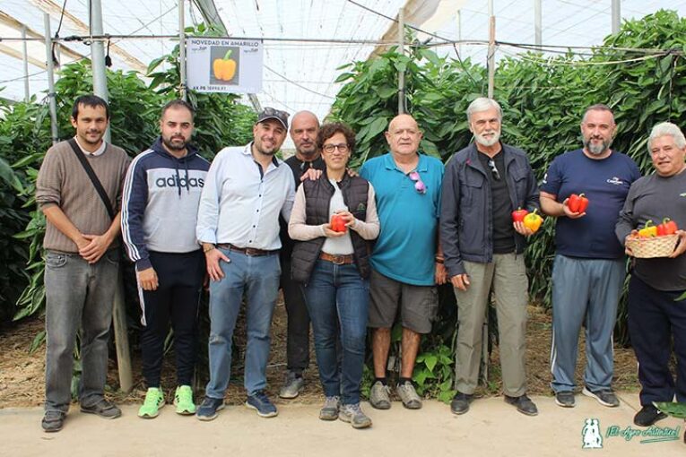 AgroTIP promociona con Lupión y Rodríguez novedades en california rojo y amarillo