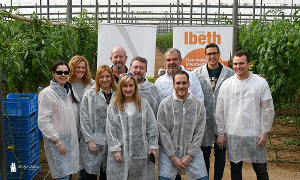Técnicos de la cooperativa CASI en las jornadas de tomate Ibeth de Syngenta / agroautentico.com