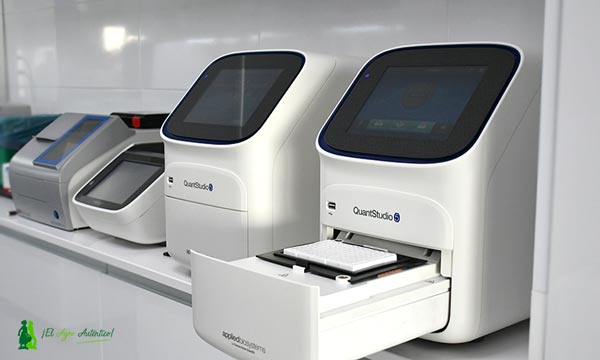 Máquinas de PCR en el laboratorio de Huerta Valle Hibri2 / agroautentico.com