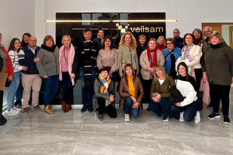 Vellsam abre sus puertas a la asociación GEA de mujeres agricultoras