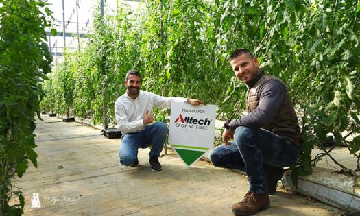 Alberto Borrego, Alltech, y Eloy Lara, cooperativa La Palma / agroautentico.com