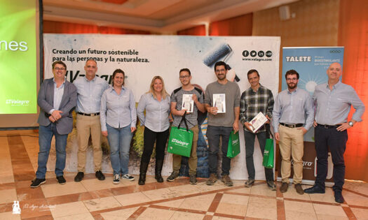 Técnicos premiados en un sorteo desarrollado a la terminación de las charlas de Valagro / agroautentico.com