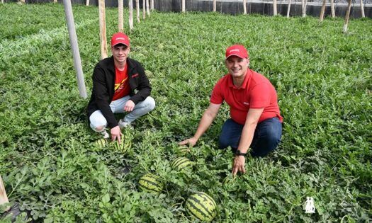 Juan Jesús Maldonado con su sobrino Álvaro, estudiante de EFA Campomar / agroautentico.com