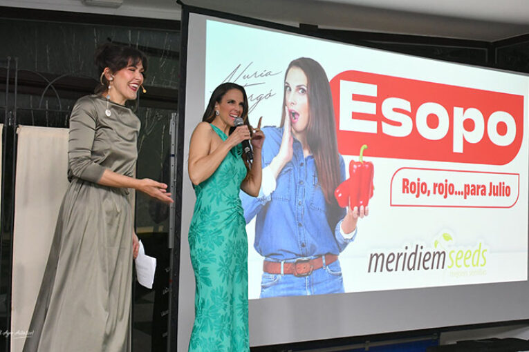 Nuria Fergó y Esopo protagonizan la Gala de los Pimientos en Berja