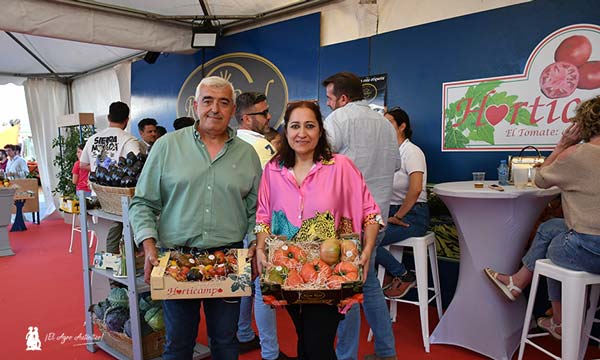 Juan Carlos, el 'zurrapa', con su mujer Soledad. Productores sevillanos de tomate / agroautentico.com