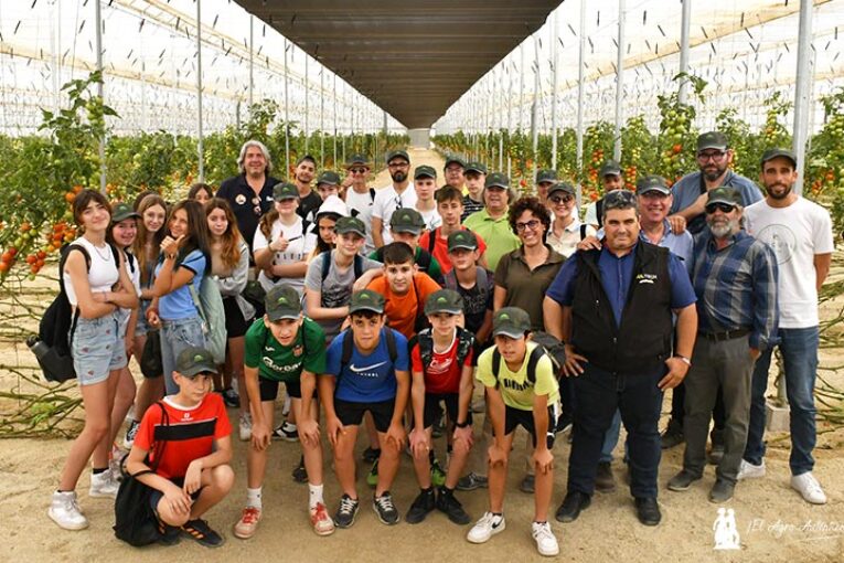 Grupo Torralba une agricultura y minería con el IES Río Aguas