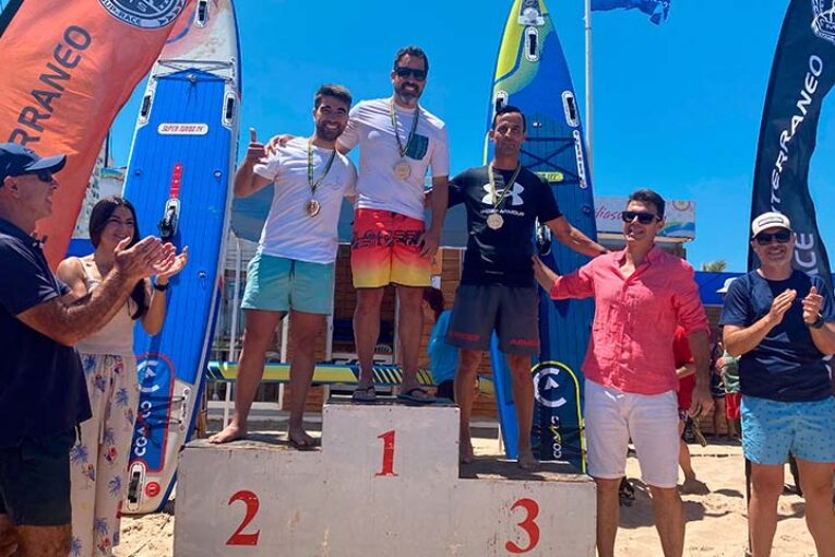 Citrosol patrocina un año más la 8ª Sup Race en la playa de Gandía