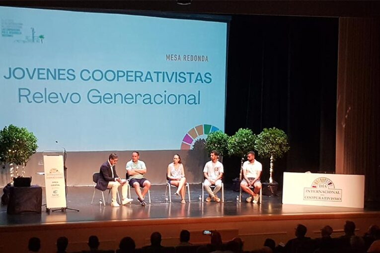 El relevo generacional centra el Día del Cooperativismo en La Mojonera