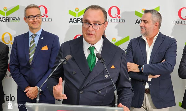 Rodrigo González, director general de AGRInova Science, durante su discurso inaugural