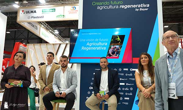 Jornada de Bayer sobre agricultura regenerativa en Fruit Attraction 2023 / agroautentico.com