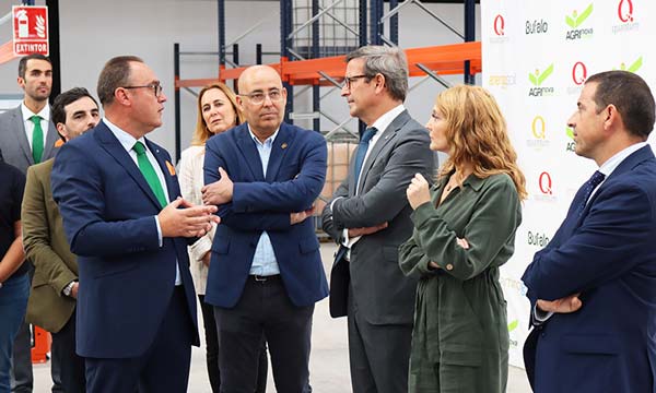 Corte inaugural de la nueva fábrica de biofertilizantes de AGRInova