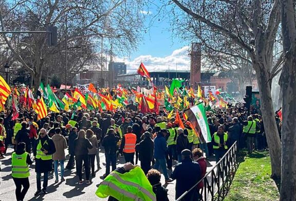 La protesta en Madrid bajo el lema 'El campo exige apoyo, respeto y reconocimiento'