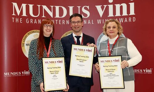 Anecoop Bodegas estrena Prowein 2024 con tres premios y un importante éxito en los concursos alemanes -noticias-agroautentico.com