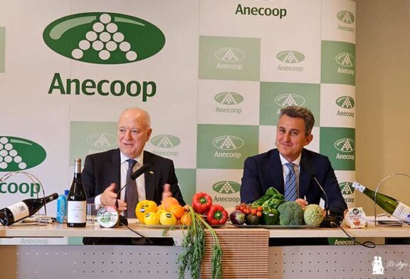 Las empresas del Grupo Anecoop superan por primera vez los 1.000 millones €