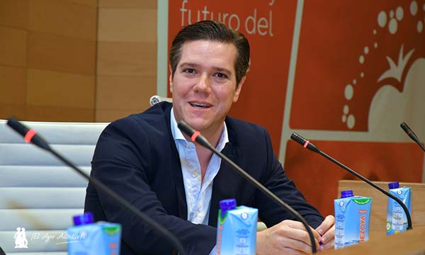 El CEO de CASI, Juan Jesús Lara, en el Congreso Tomeet de Rijk Zwaan / agroautentico.com