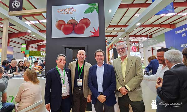 La cooperativa CASI en la feria de Níjar 2024 / agroautentico.com