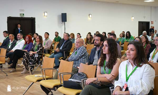 Prebióticos Dream y Brio de Viagro. Charlas técnicos en Expolevante 2024 / agroautentico.com