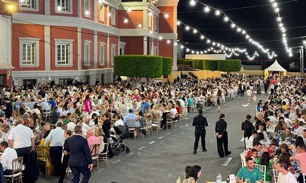 Más de 2000 personas asisten a la cena anual de Vicasol, con las frutas y verduras de la cooperativa como protagonistas 2