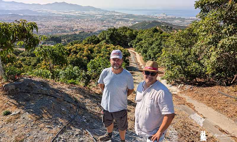 Gonzalo Abarca y Juan Jesús Maldonado en la finca de Romualdo (Motril, Granada) / agroautentico.com