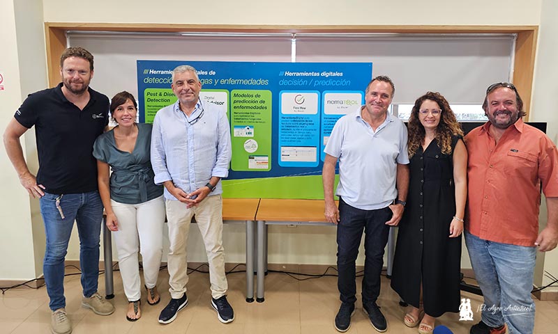 Equipo de Bayer en Almería: José Manuel Vallador, Amparo Valcárcel, Antonio Ramírez, Diego Hernández, Mireya Membrive y Javier Villegas / agroautentico.com