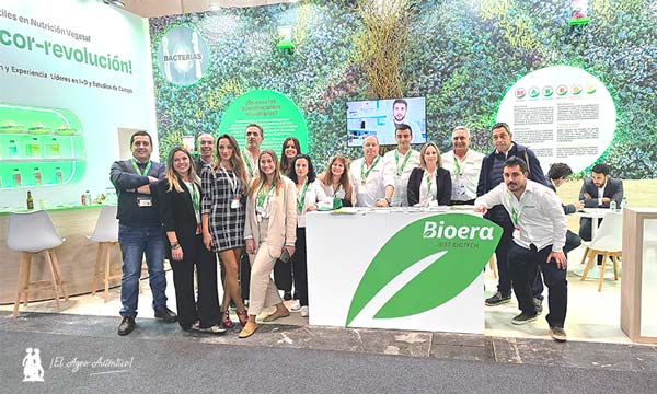 Equipo de Bioera en la feria Fruit Attraction 2024 / agroautentico.com