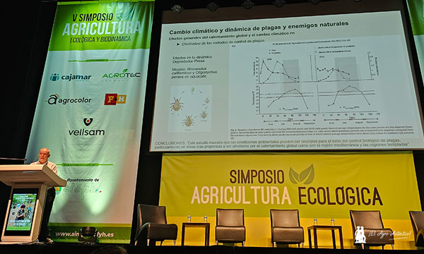 José Eduardo Belda, director de I+D de Koppert España habla de plagas invasoras en el Simposio de Agricultura Ecológica / agroautentico.com