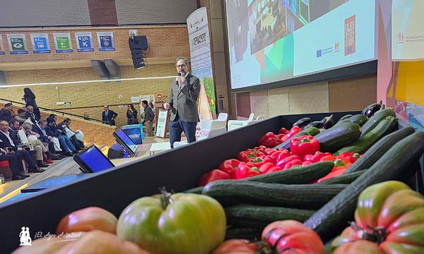 II Congreso InVerdadero en el Auditorio de la Universidad de Almería / agroautentico.com